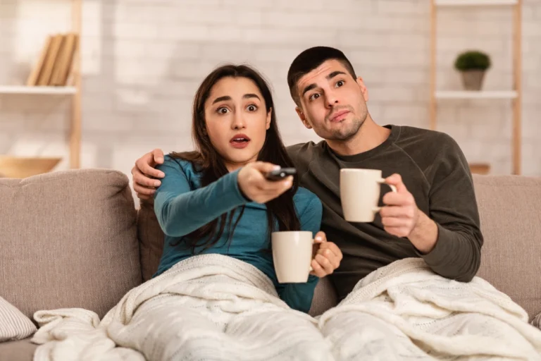 دليل شراء اشتراك IPTV Smarters Pro المميزات والجودة والبث المستقر